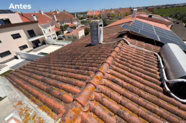 Fotografia de telhado antes de ser lavado